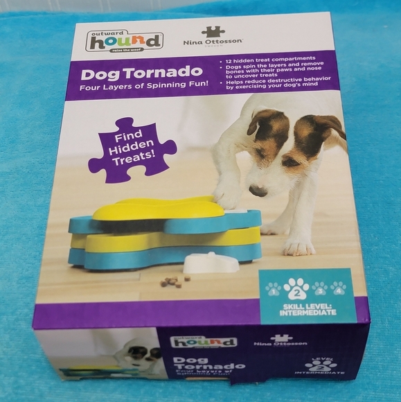 NEW IN BOX Outward Hound Dog Tornado Interactive Treat Puzzle - Picture 1 of 7